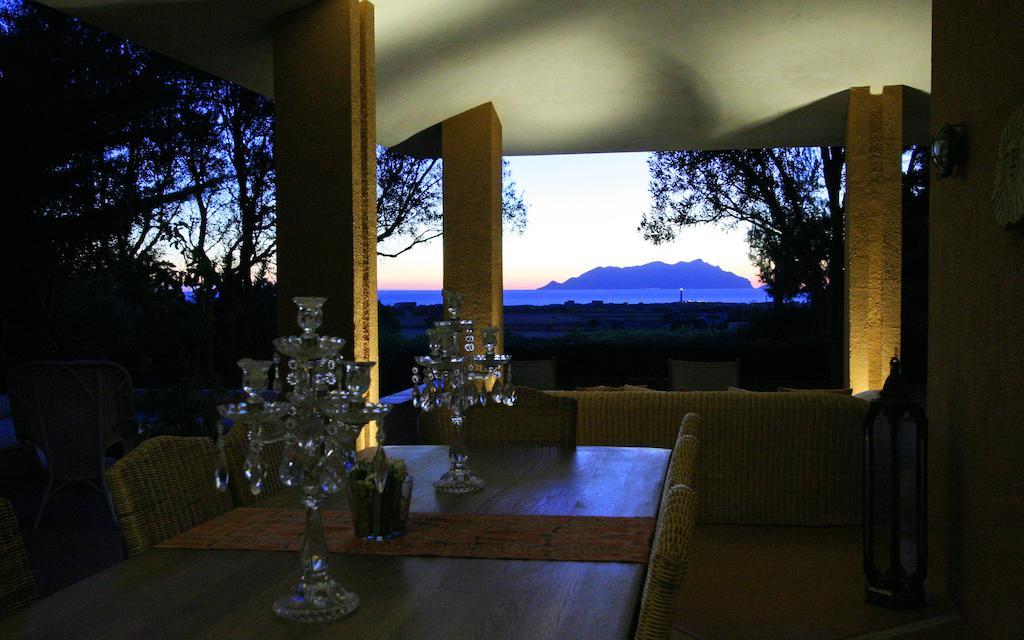 Dimora Dell'Olivastro Bed and Breakfast Favignana Buitenkant foto